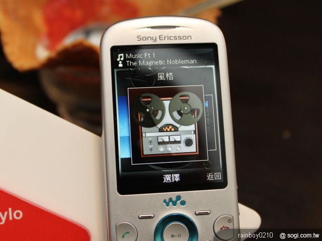 遠傳獨發SE Zylo樂迷機 0元享樂價 遠傳獨發SE Zylo樂迷機 0元享樂價