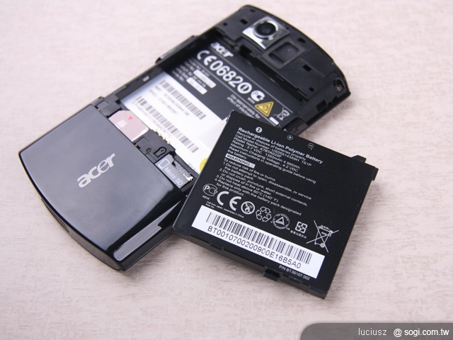 小幅改版 輕量升級 - Acer Liquid E 小幅改版 輕量升級 - Acer Liquid E