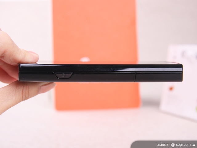 小幅改版 輕量升級 - Acer Liquid E 小幅改版 輕量升級 - Acer Liquid E