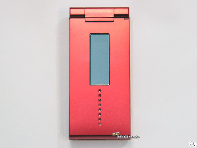 【戲水必備】Full HD × 防水 Sharp SH-07B 【戲水必備】Full HD × 防水 Sharp SH-07B