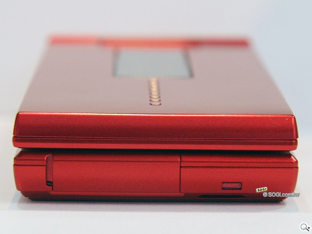 【戲水必備】Full HD × 防水 Sharp SH-07B 【戲水必備】Full HD × 防水 Sharp SH-07B