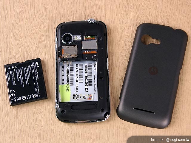 輕薄時尚,入門智慧 MOTO QUENCH XT3 輕薄時尚,入門智慧 MOTO QUENCH XT3