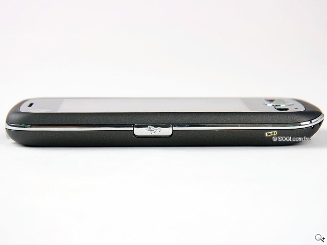 輕薄時尚,入門智慧 MOTO QUENCH XT3 輕薄時尚,入門智慧 MOTO QUENCH XT3