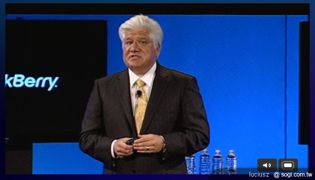 BlackBerry Torch 9800搭載全新OS 6登場 BlackBerry Torch 9800搭載全新OS 6登場