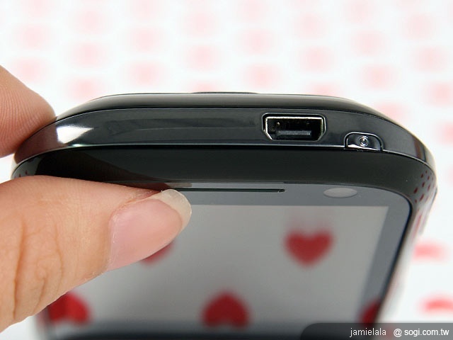 超值特色機 MOTO EX300 超值特色機 MOTO EX300