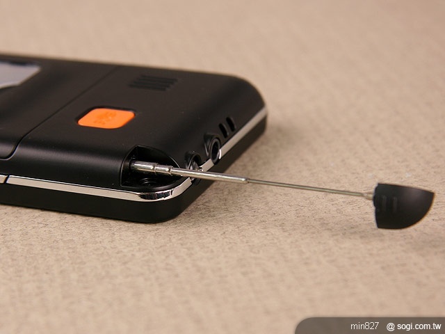 APOGEE YV202 銀髮族熱線新選擇