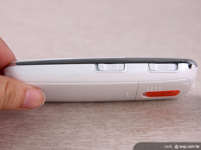 二代老人御守機 APOGEE AP201