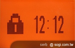 二代老人御守機 APOGEE AP201