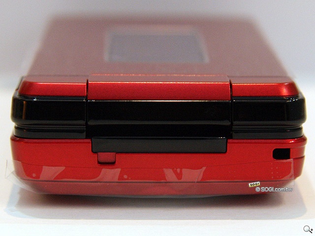 千萬畫素 HD 防水美人機 Sharp 945SH 千萬畫素 HD 防水美人機 Sharp 945SH