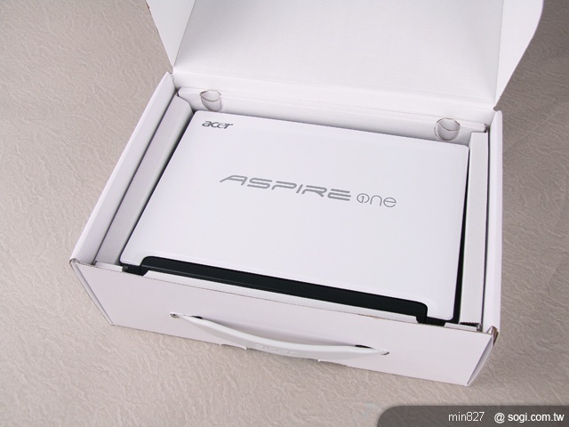 Android小筆電 Aspire One D255亮相 Android小筆電 Aspire One D255亮相