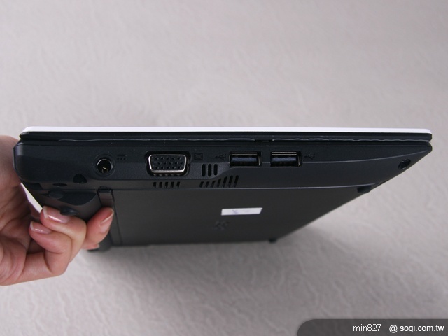 Android小筆電 Aspire One D255亮相 Android小筆電 Aspire One D255亮相