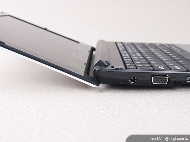 Android小筆電 Aspire One D255亮相 Android小筆電 Aspire One D255亮相