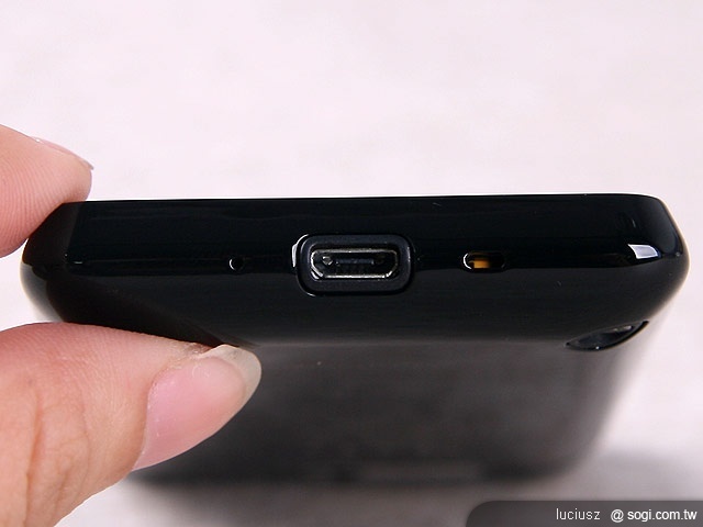 HTC Aria - 沉著穩重詠嘆機 HTC Aria - 沉著穩重詠嘆機