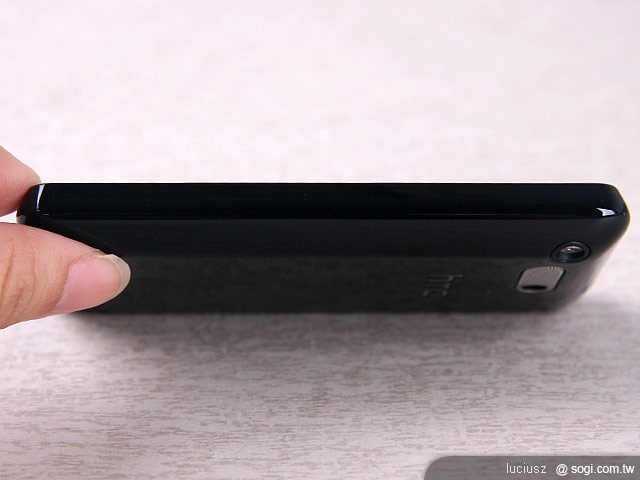 HTC Aria - 沉著穩重詠嘆機 HTC Aria - 沉著穩重詠嘆機
