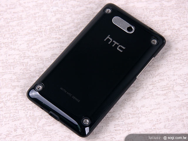 HTC Aria - 沉著穩重詠嘆機 HTC Aria - 沉著穩重詠嘆機