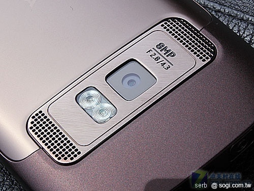 NOKIA C7 現身 是山寨版? NOKIA C7 現身 是山寨版?