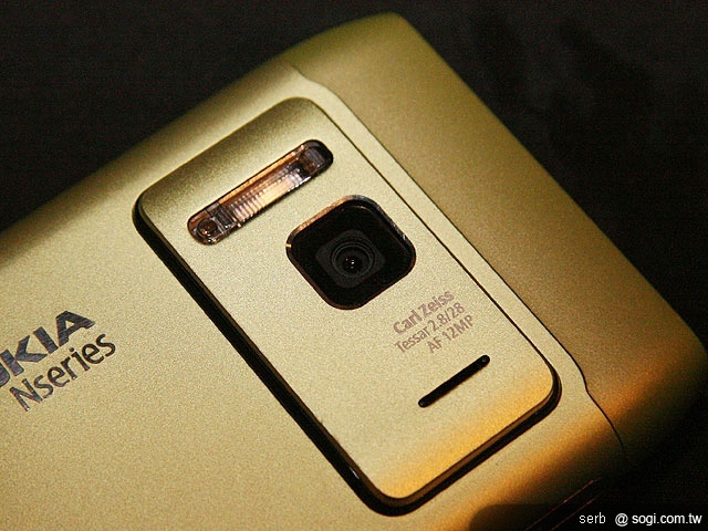 NOKIA N8 空機價19,680元 九月底到貨 NOKIA N8 空機價19,680元 九月底到貨