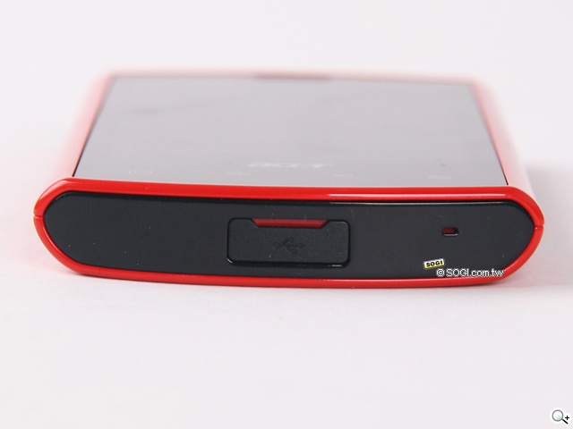 Acer Liquid E 法拉利火紅登場 Acer Liquid E 法拉利火紅登場