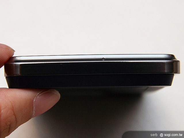 MOTO再推XT720、QUENCH XT5智慧機 MOTO再推XT720、QUENCH XT5智慧機