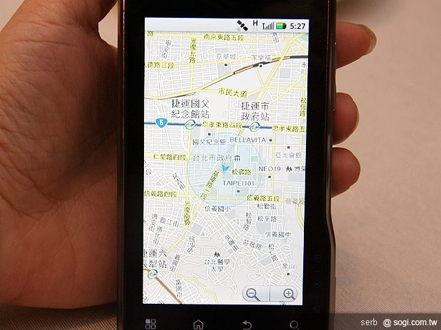 MOTO再推XT720、QUENCH XT5智慧機 MOTO再推XT720、QUENCH XT5智慧機