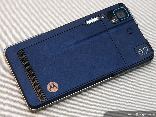 MOTO再推XT720、QUENCH XT5智慧機 MOTO再推XT720、QUENCH XT5智慧機