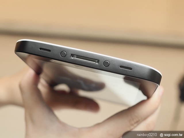 三星Galaxy Tab不輸iPad 最快10月上市 三星Galaxy Tab不輸iPad 最快10月上市