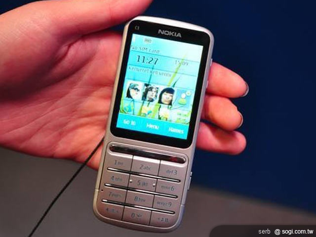 NOKIA 再推觸控+鍵盤新機 C3-01 NOKIA 再推觸控+鍵盤新機 C3-01