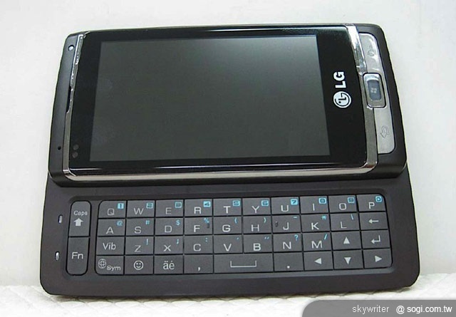 支援DLNA的WP7手機 LG Optimus 7 支援DLNA的WP7手機 LG Optimus 7