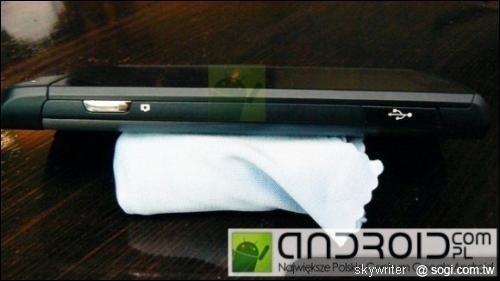 1.3GHz謠言破滅!WP7手機LG E900流出 1.3GHz謠言破滅!WP7手機LG E900流出