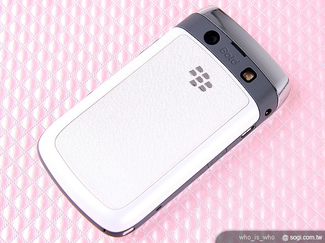 BlackBerry Bold 9700 典雅珍珠白 BlackBerry Bold 9700 典雅珍珠白
