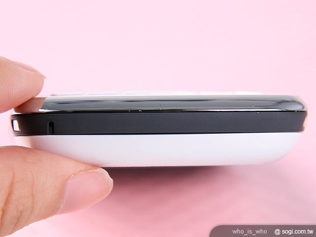 BlackBerry Bold 9700 典雅珍珠白 BlackBerry Bold 9700 典雅珍珠白