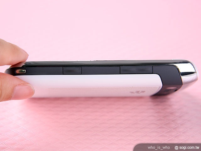 BlackBerry Bold 9700 典雅珍珠白 BlackBerry Bold 9700 典雅珍珠白