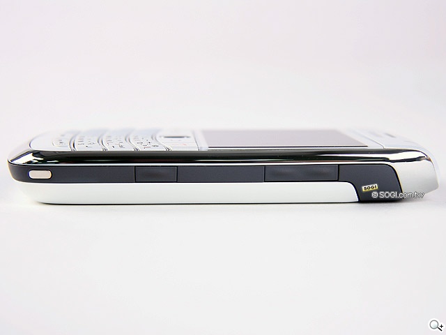 BlackBerry Bold 9700 典雅珍珠白 BlackBerry Bold 9700 典雅珍珠白
