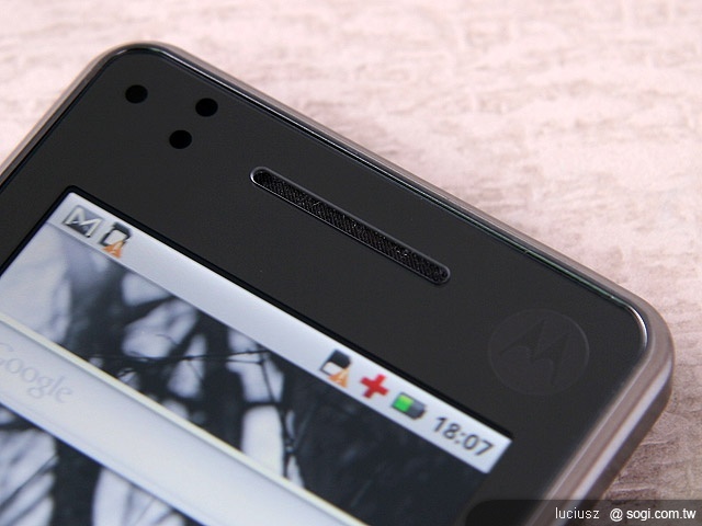 MOTO MILESTONE XT720 進化登場 MOTO MILESTONE XT720 進化登場