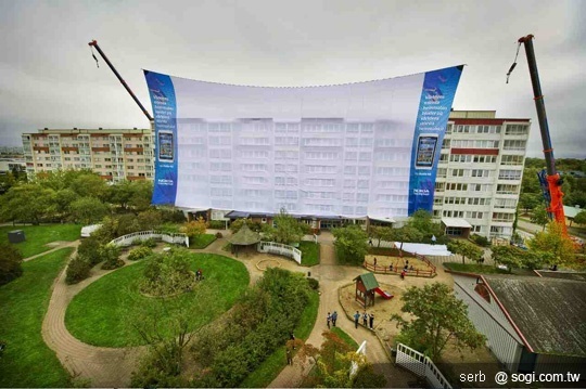 NOKIA N8 挑戰世界最大電影 工程浩大 NOKIA N8 挑戰世界最大電影 工程浩大