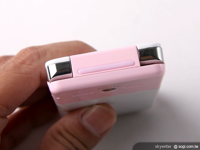 PULID D202 雙卡雙待魔燈機 訊息不漏接 PULID D202 雙卡雙待魔燈機 訊息不漏接