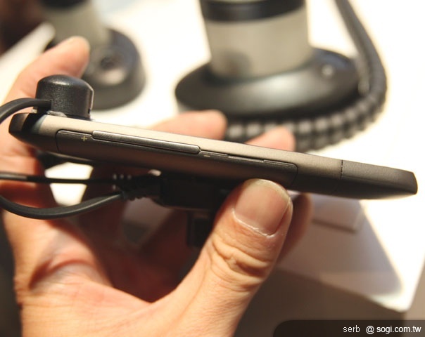 HTC Desire HD、Desire Z 台灣發表 11 月上市 HTC Desire HD、Desire Z 台灣發表 11 月上市