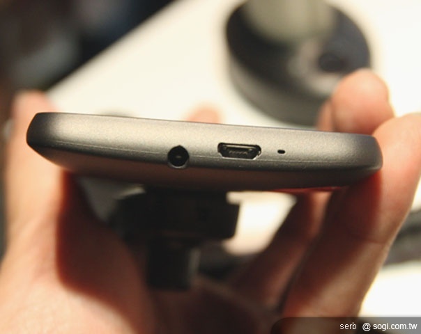 HTC Desire HD、Desire Z 台灣發表 11 月上市 HTC Desire HD、Desire Z 台灣發表 11 月上市