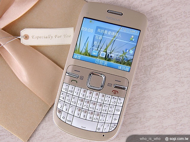 NOKIA C3-00 S40鍵盤機 俐落好操作 NOKIA C3-00 S40鍵盤機 俐落好操作