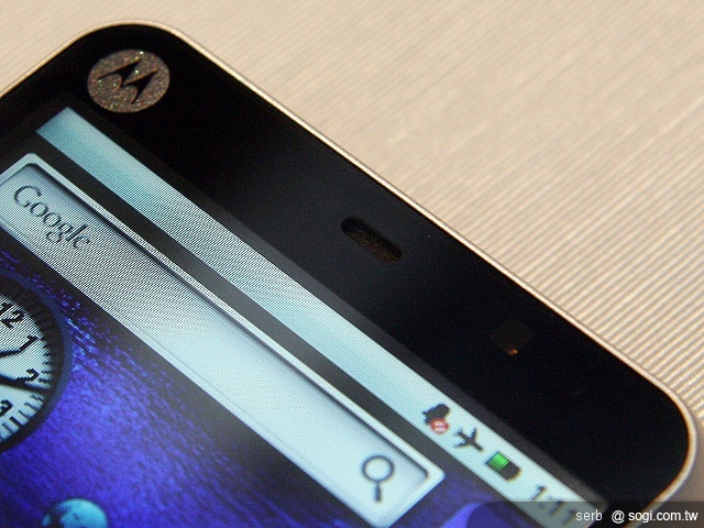 MOTO FLIPOUT 輕盈小巧「正」翻天 MOTO FLIPOUT 輕盈小巧「正」翻天