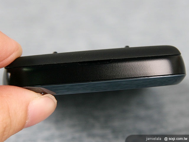 MOTO EX128 輕鬆掌握雙卡人生 MOTO EX128 輕鬆掌握雙卡人生