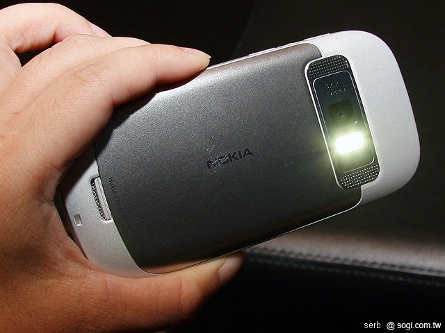 NOKIA C7 時尚兼智慧 優雅上市 NOKIA C7 時尚兼智慧 優雅上市