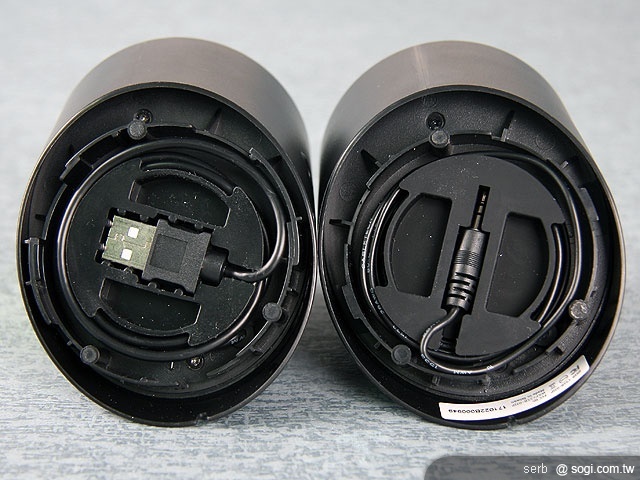 iPhone 4 入手! 精選配件特輯 iPhone 4 入手! 精選配件特輯