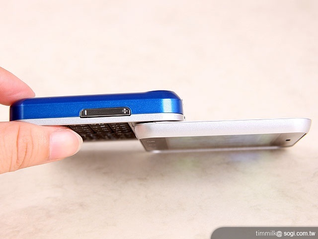 『方正有型,正是流行』MOTO FLIPOUT 『方正有型,正是流行』MOTO FLIPOUT