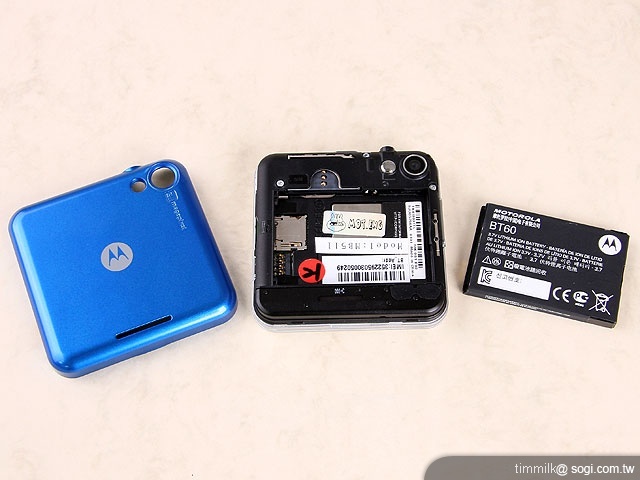 『方正有型,正是流行』MOTO FLIPOUT 『方正有型,正是流行』MOTO FLIPOUT