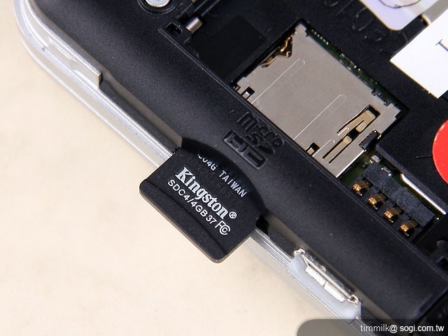 『方正有型,正是流行』MOTO FLIPOUT 『方正有型,正是流行』MOTO FLIPOUT