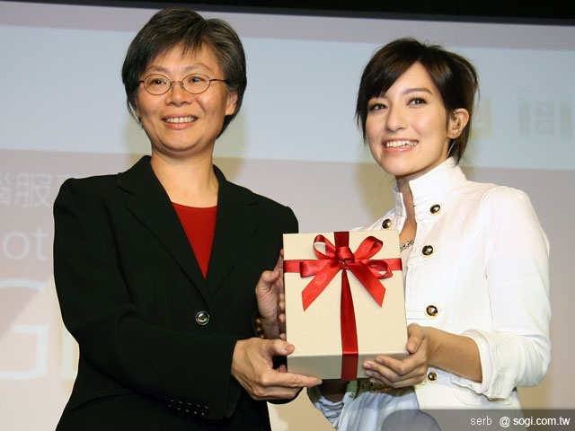 遠傳推Galaxy Tab、ViewPad 7平板搶市 遠傳推Galaxy Tab、ViewPad 7平板搶市