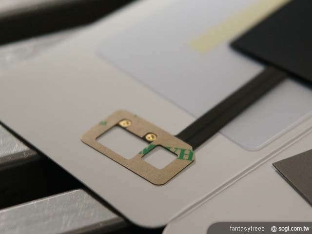 行動薄膜 讓手機變身悠遊卡