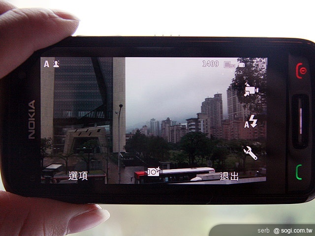 NOKIA C6-01、C5-03 酷潮上市