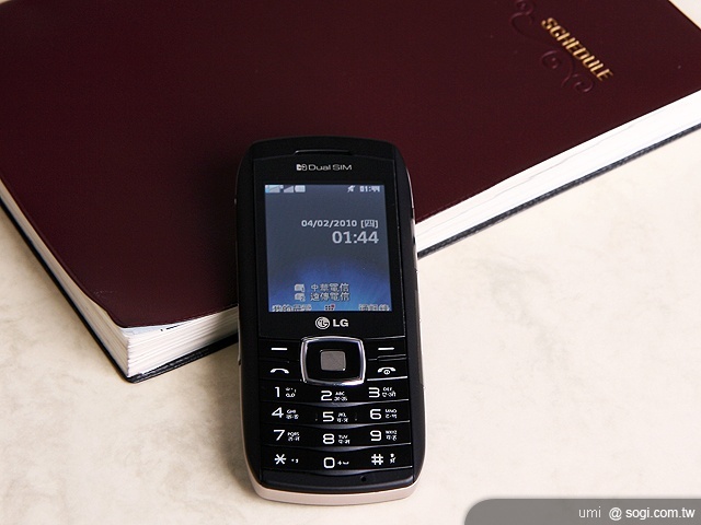 優雅雙卡機 LG GX300 優雅雙卡機 LG GX300